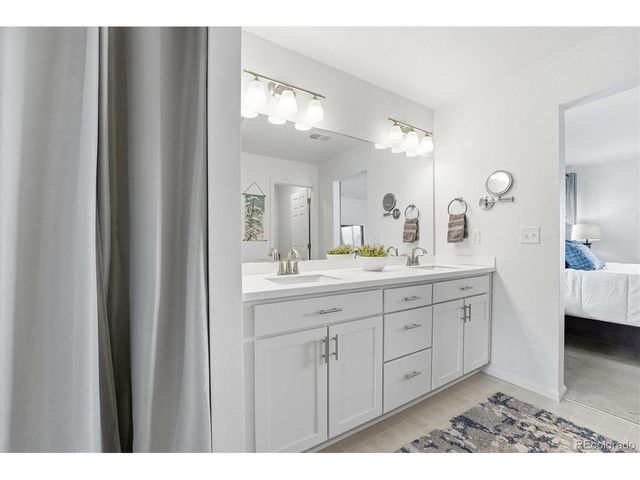 2595 Gray Wolf Pl, Castle Rock, CO 80104