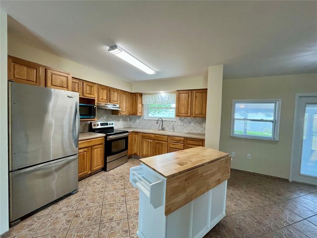 704 TORREY PINES AVENUE, Sun City Center, FL 33573