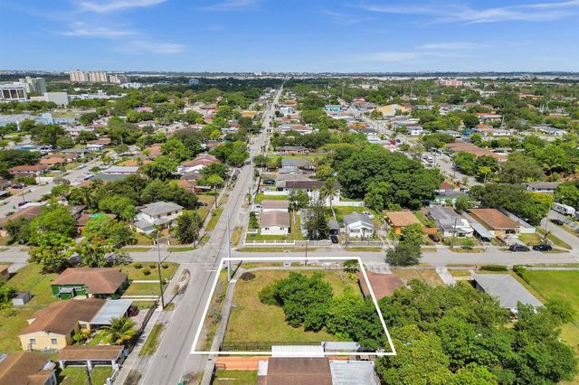 1895 NW 58th Street, Miami, FL 33142