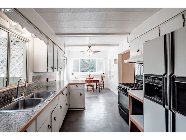 48785 SANTIAM Hwy, Cascadia, OR 97329