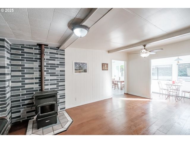 48785 SANTIAM Hwy, Cascadia, OR 97329