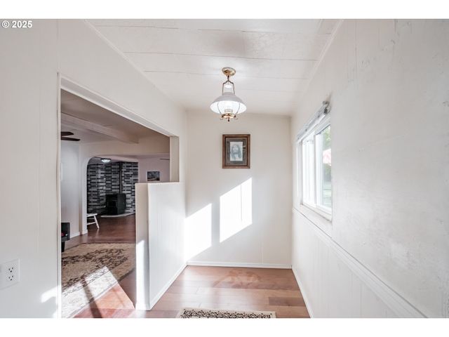 48785 SANTIAM Hwy, Cascadia, OR 97329