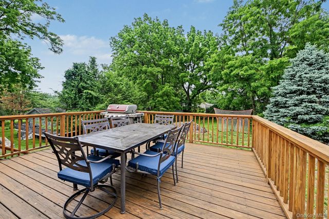 101 Dutch Street, Montrose, NY 10548