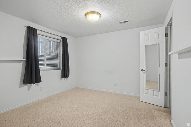 281 WINCHESTER DR, Springville, UT 84663