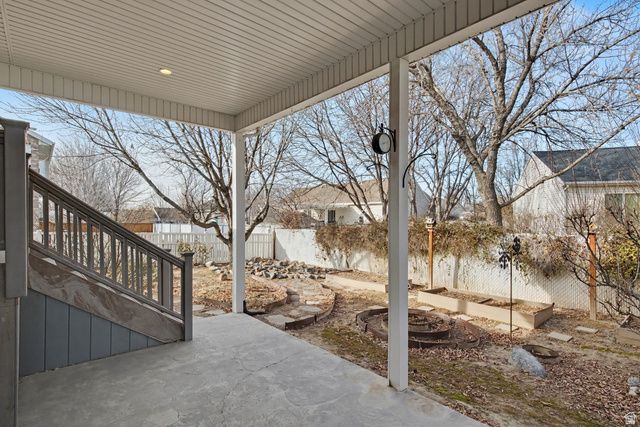 281 WINCHESTER DR, Springville, UT 84663