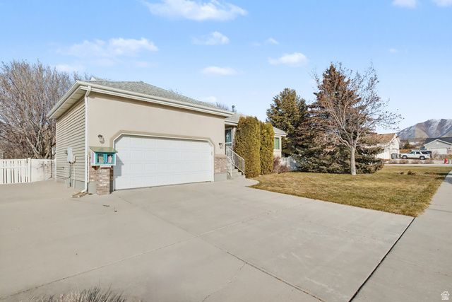 281 WINCHESTER DR, Springville, UT 84663