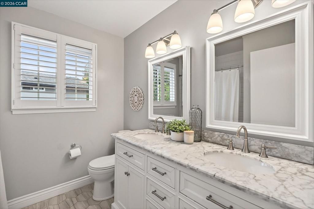 Image 23 of property listing at 602 Creekmore Ct, Walnut Creek, CA 94598