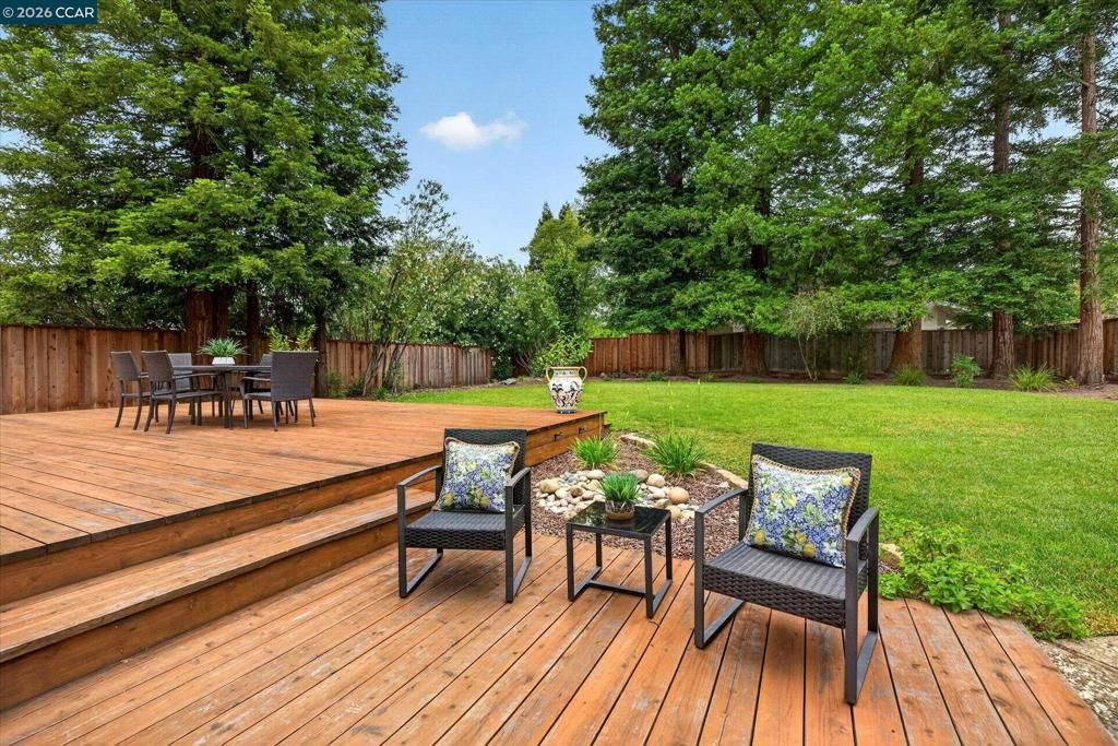 Image 28 of property listing at 602 Creekmore Ct, Walnut Creek, CA 94598