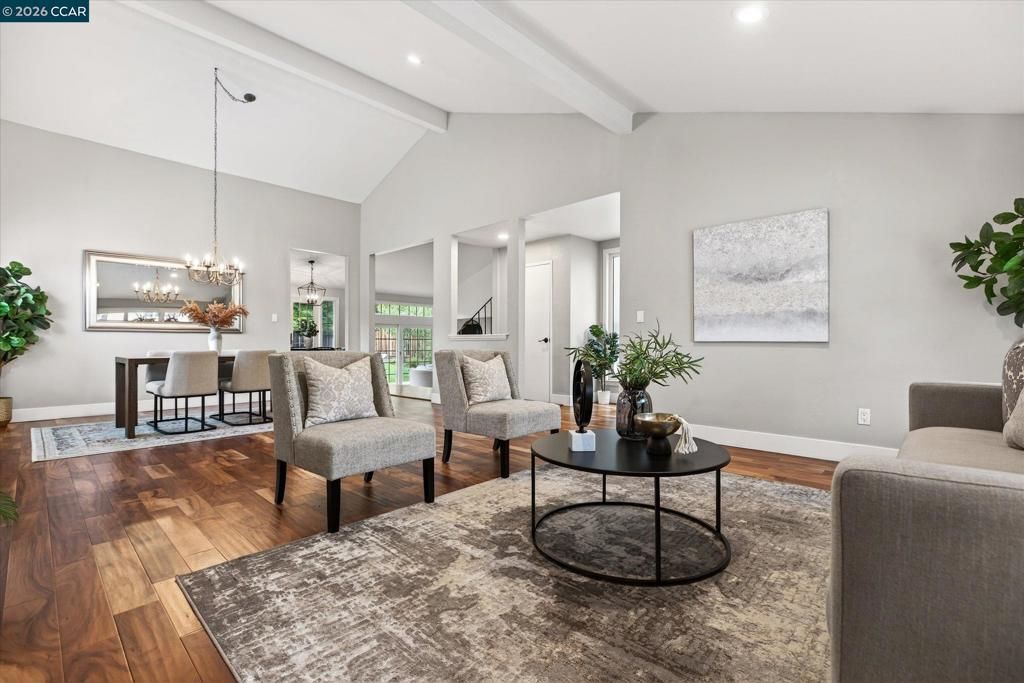 Image 3 of property listing at 602 Creekmore Ct, Walnut Creek, CA 94598