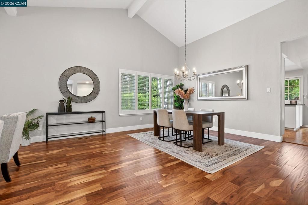 Image 4 of property listing at 602 Creekmore Ct, Walnut Creek, CA 94598