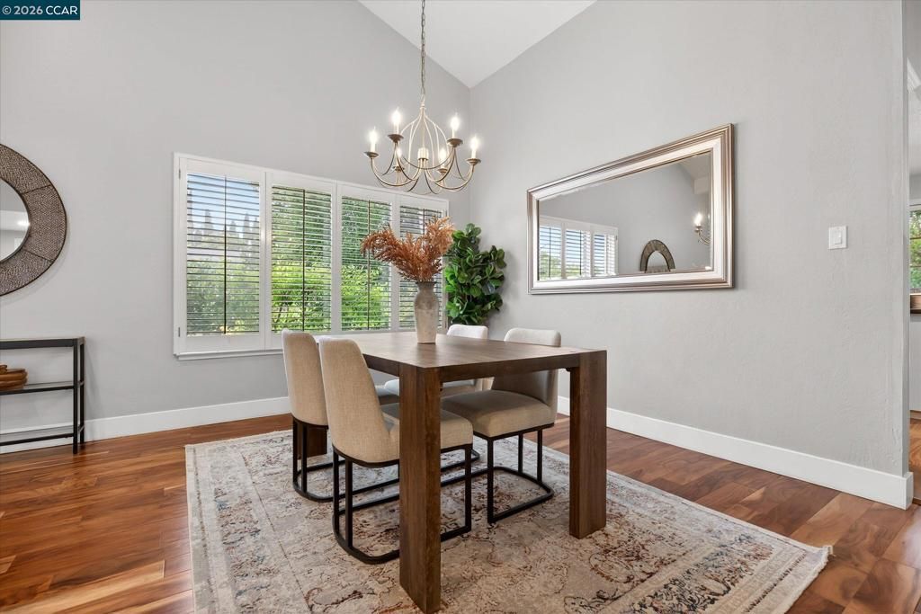 Image 6 of property listing at 602 Creekmore Ct, Walnut Creek, CA 94598