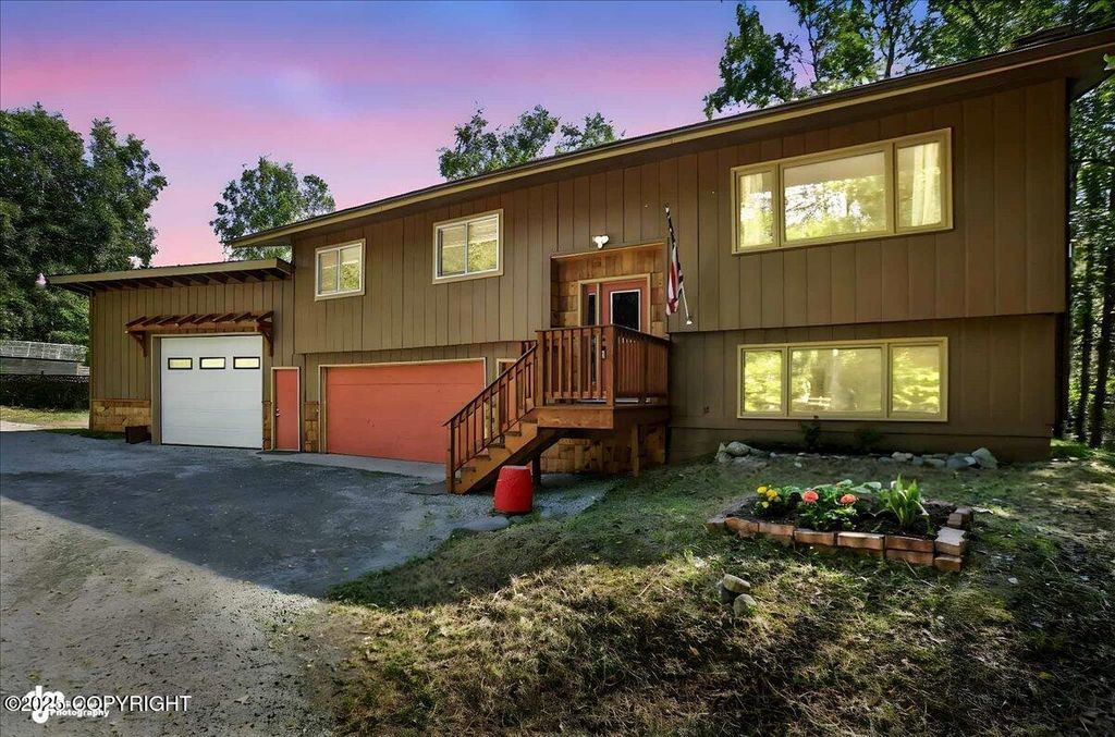 10243 Genora Street, Eagle River, AK 99577