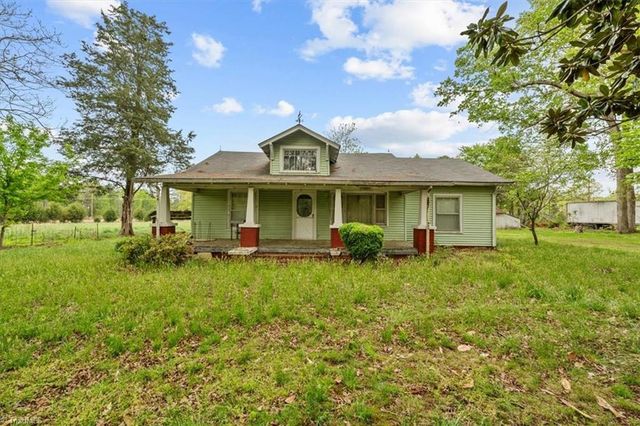 4858 US Highway 311, Sophia, NC 27350
