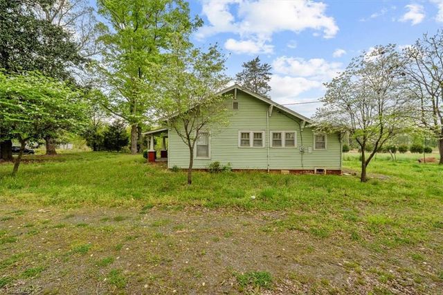 4858 US Highway 311, Sophia, NC 27350