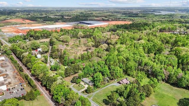 4858 US Highway 311, Sophia, NC 27350