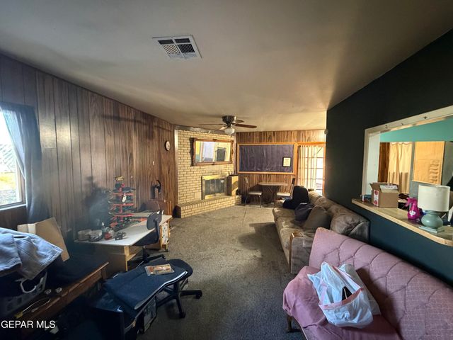 6033 Tampa Avenue, El Paso, TX 79905