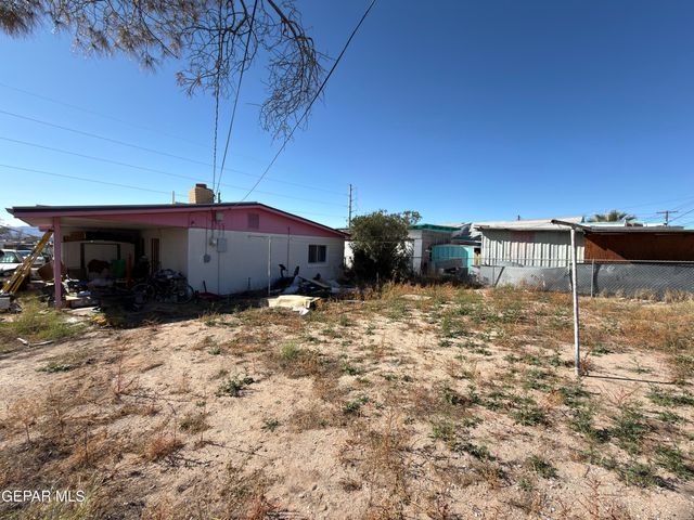6033 Tampa Avenue, El Paso, TX 79905