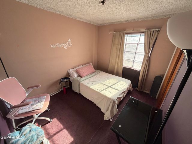 6033 Tampa Avenue, El Paso, TX 79905