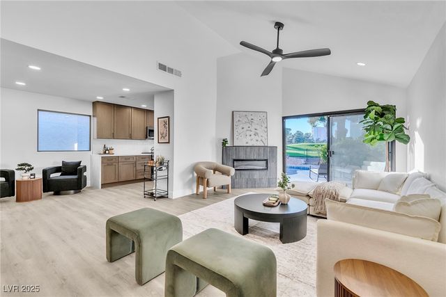 3039 Bel Air Drive, Las Vegas, NV 89109