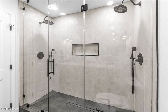 3039 Bel Air Drive, Las Vegas, NV 89109