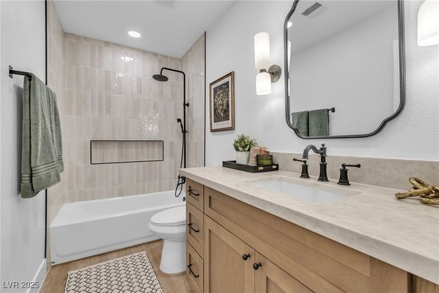 3039 Bel Air Drive, Las Vegas, NV 89109