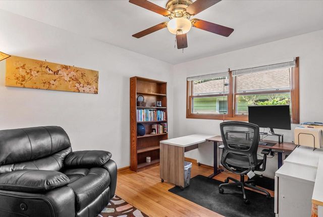 4947 W Jackson Park DRIVE, Milwaukee, WI 53219