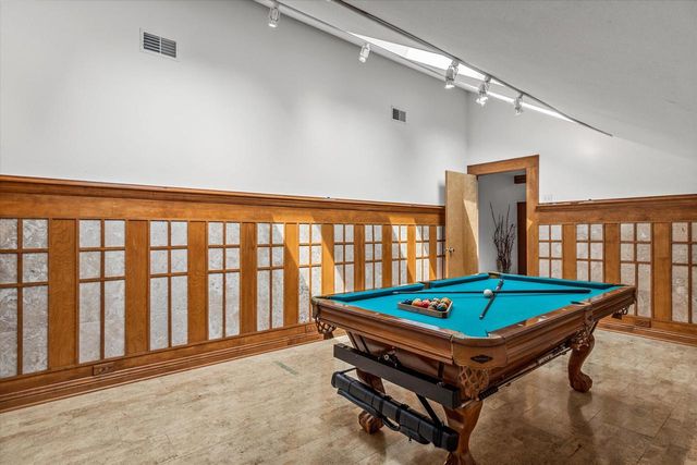 4947 W Jackson Park DRIVE, Milwaukee, WI 53219