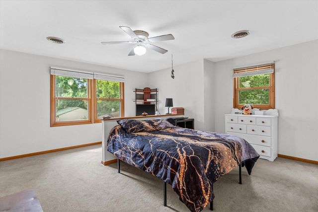 4947 W Jackson Park DRIVE, Milwaukee, WI 53219
