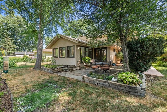 4947 W Jackson Park DRIVE, Milwaukee, WI 53219