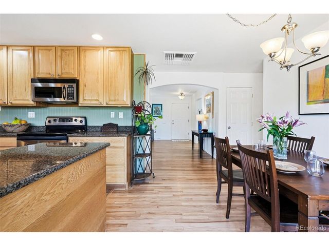 749 S Hudson St, Denver, CO 80246