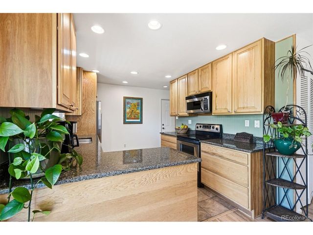 749 S Hudson St, Denver, CO 80246