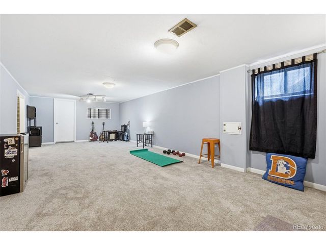 749 S Hudson St, Denver, CO 80246