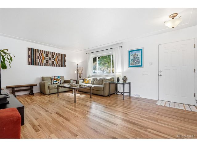 749 S Hudson St, Denver, CO 80246