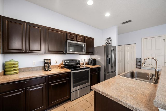 1701 STRATHMORE CIRCLE, Mount Dora, FL 32757