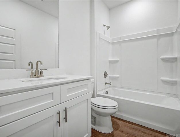 32 Plantation Drive, Mayflower, AR 72106