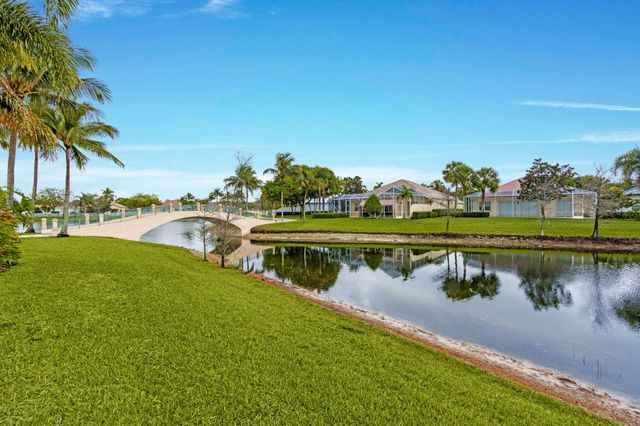 3022 Verdmont Lane, Wellington, FL 33414