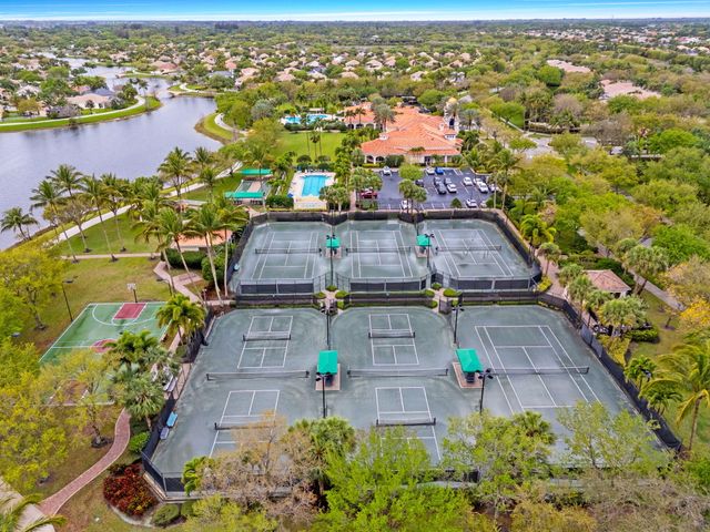 3022 Verdmont Lane, Wellington, FL 33414