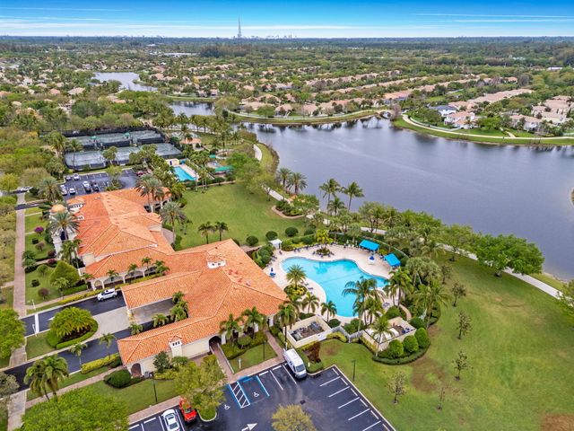 3022 Verdmont Lane, Wellington, FL 33414