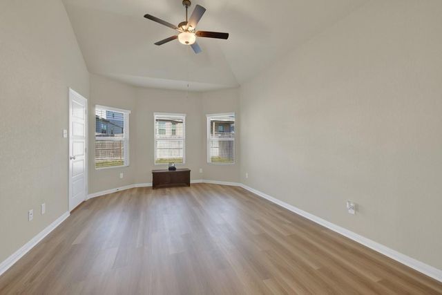 1144 Water VLY, Seguin, TX 78155