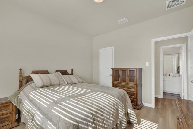 1144 Water VLY, Seguin, TX 78155