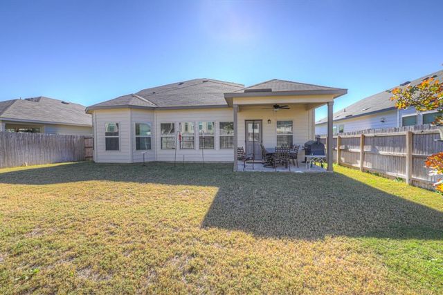 1144 Water VLY, Seguin, TX 78155