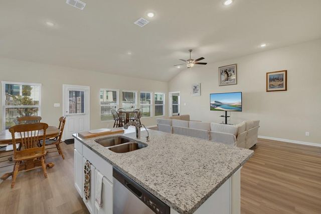 1144 Water VLY, Seguin, TX 78155