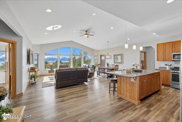 2960 Golden Plover Avenue, Homer, AK 99603