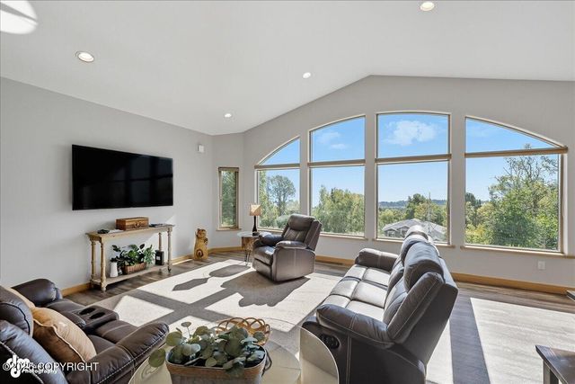 2960 Golden Plover Avenue, Homer, AK 99603