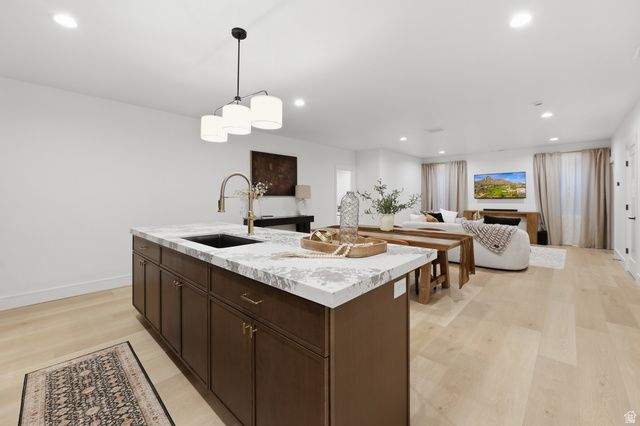 8554 S LYNWOOD ST, Sandy, UT 84070