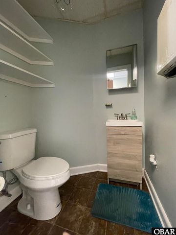 102 W Eden Street, Edenton, NC 27932