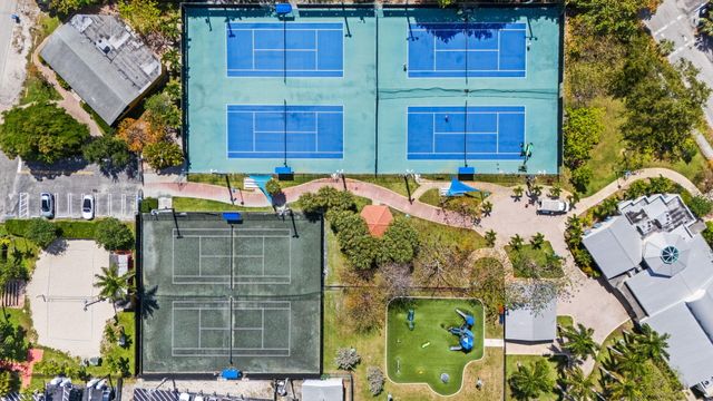 2020 NE 4th Avenue 1, Wilton Manors, FL 33305