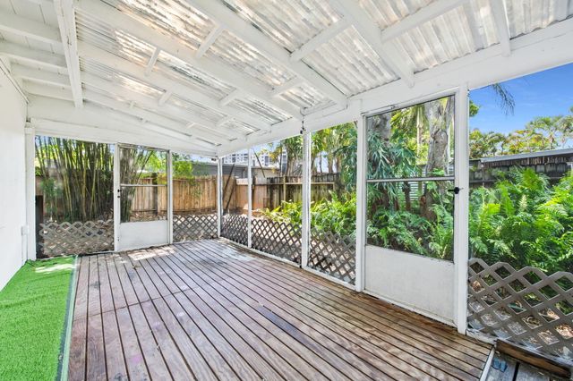 2020 NE 4th Avenue 1, Wilton Manors, FL 33305