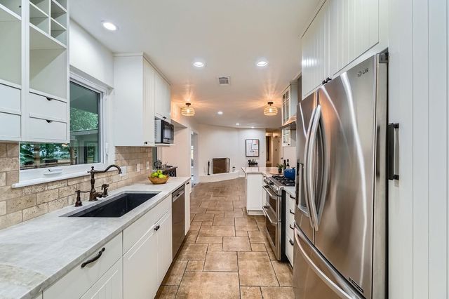 3501 Fleetwood DR, Austin, TX 78704