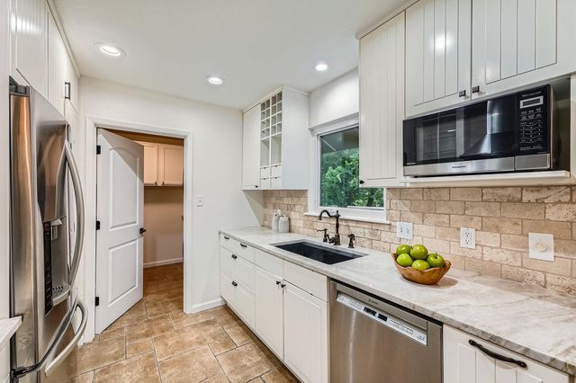 3501 Fleetwood DR, Austin, TX 78704